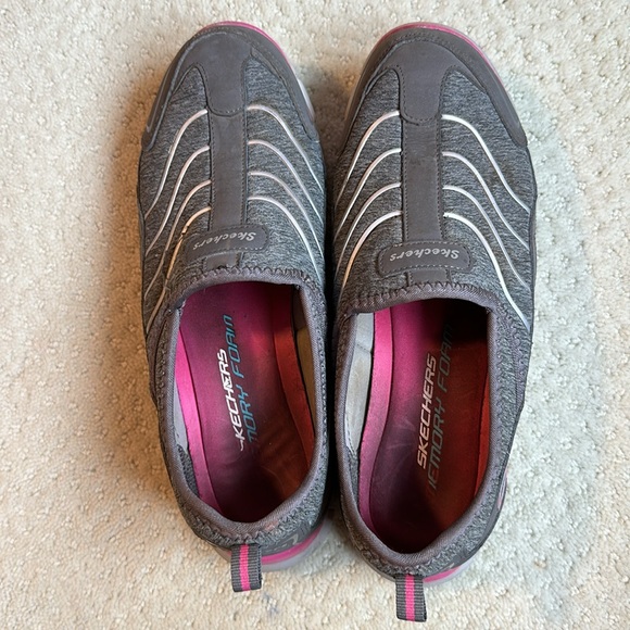 Sketchers Memory Foam Slip-Ons - Picture 5 of 7